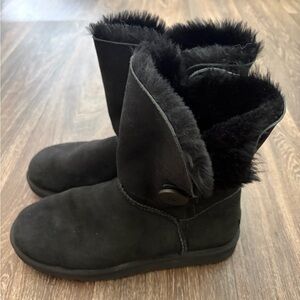 UGG Women's Black Winter Boots